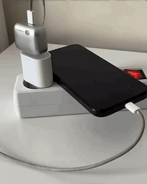 EliteCharge 140W Auto-Cut Adapter